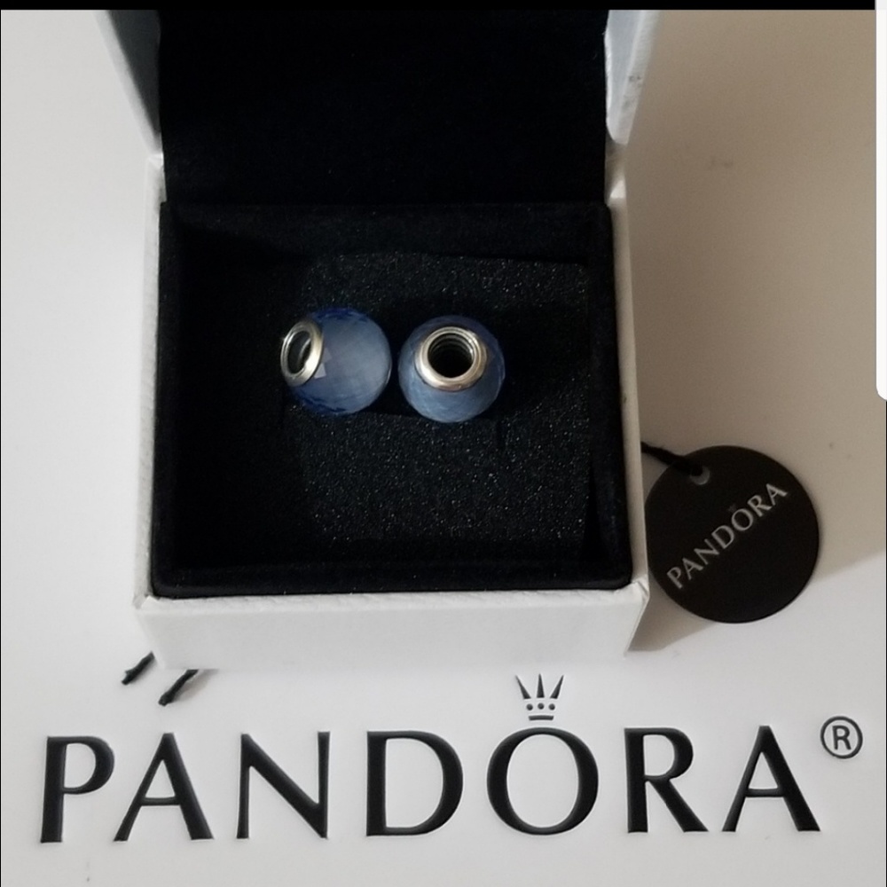 100% AUTHENTIC PANDORA 💖💖💖